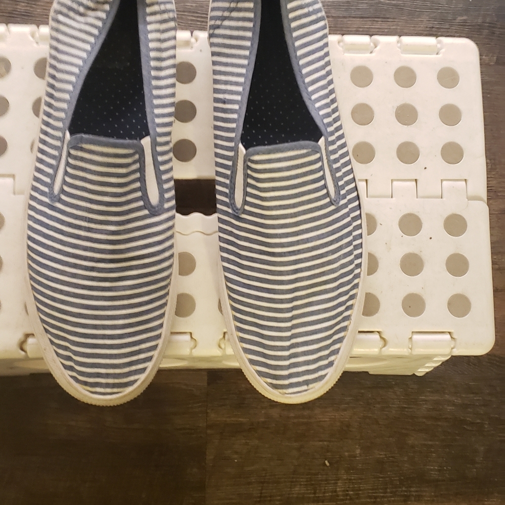 Canvas slides